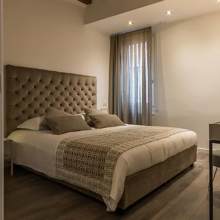 La Loggia Della Luna