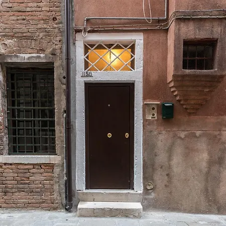 La Loggia Della Luna Guest house 5*