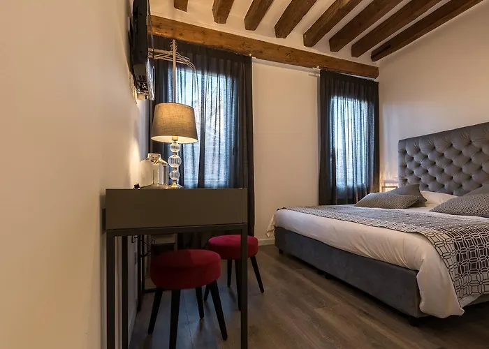 La Loggia Della Luna Pensjonat 3*