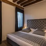 La Loggia Della Luna 3*